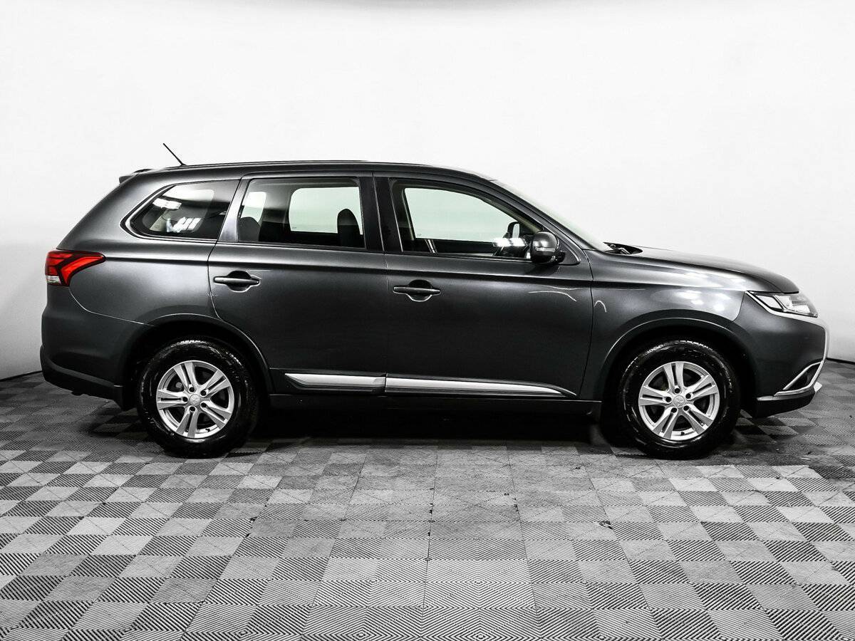 Mitsubishi Outlander б/у, 2016, Вариатор. Фото: #3
