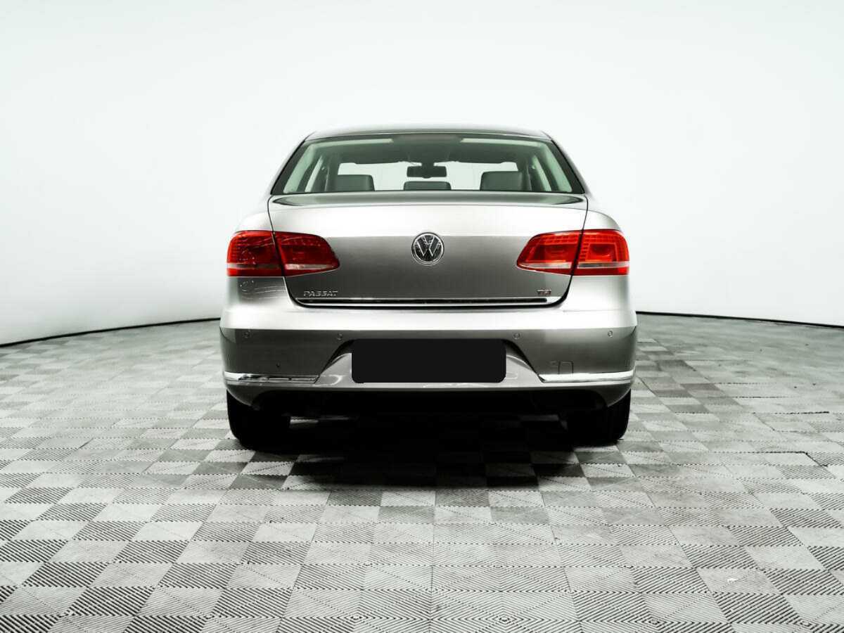 Volkswagen Passat б/у, 2012, Роботизированная. Фото: #5