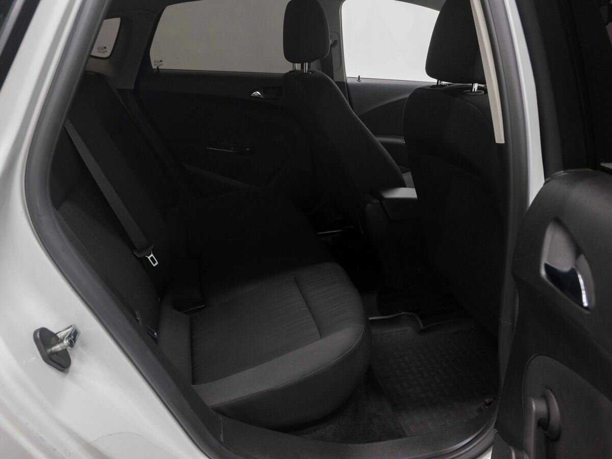 Opel Astra б/у, 2013, Механическая. Фото: #9
