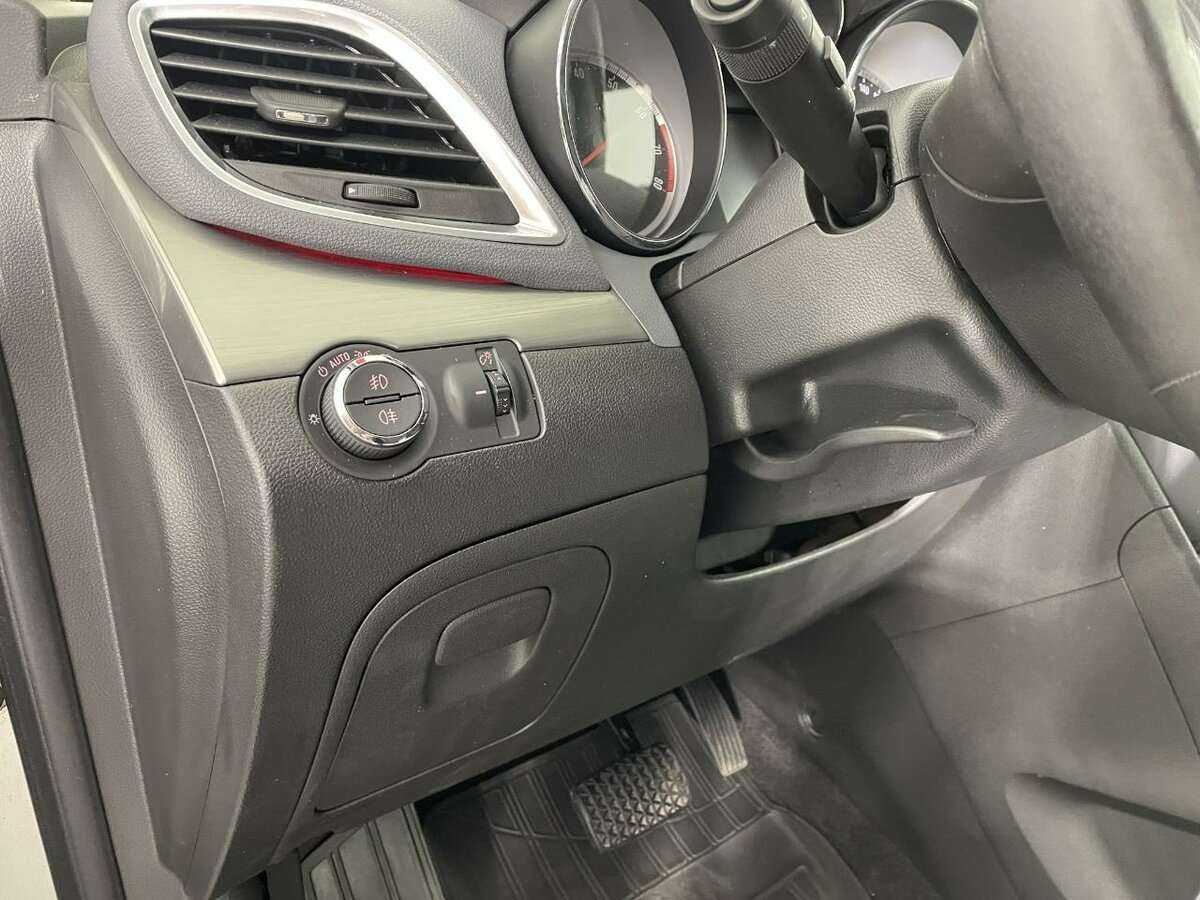 Opel Mokka б/у, 2014, Автоматическая. Фото: #8