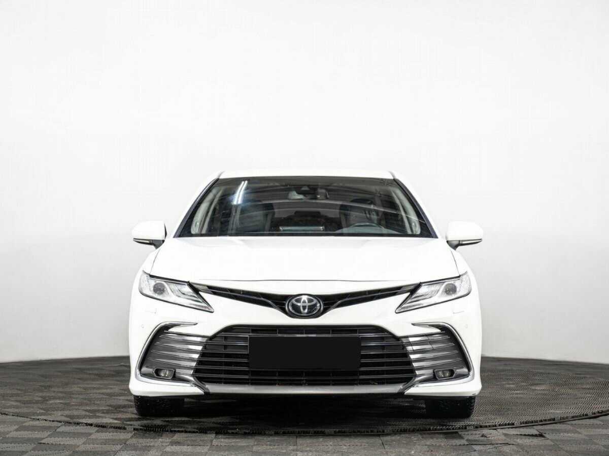 Toyota Camry б/у, 2022, Автоматическая. Фото: #1