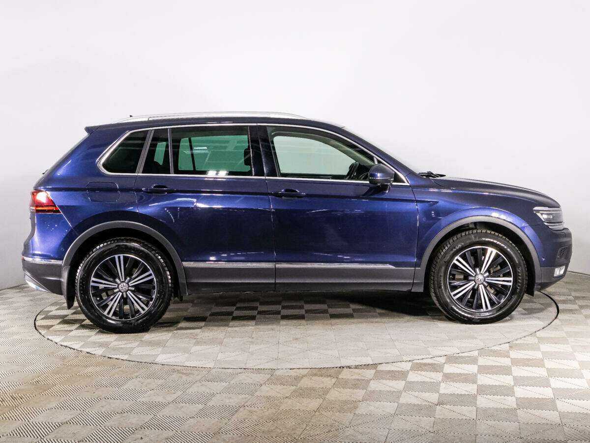 Volkswagen Tiguan б/у, 2017, Роботизированная. Фото: #3