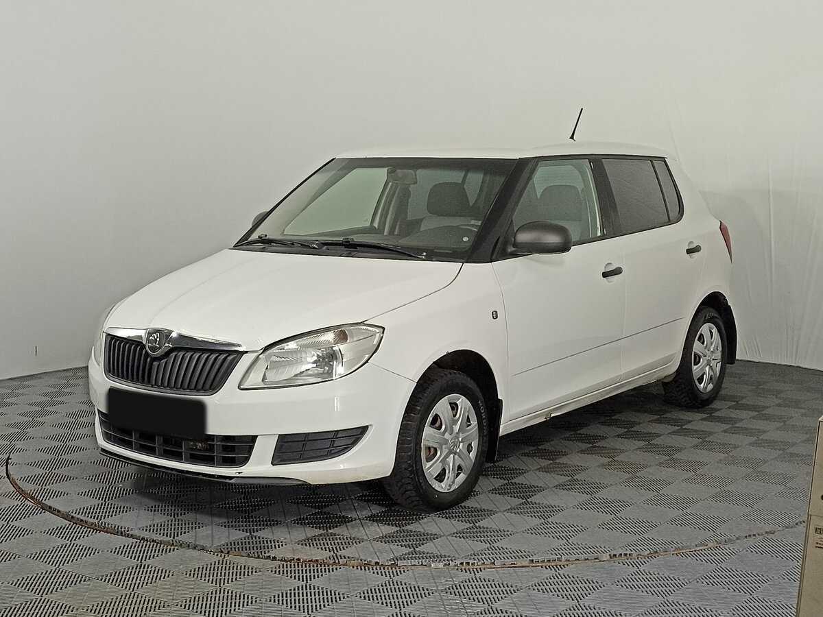 Skoda Fabia б/у, 2013, Механическая. Посмотреть фото