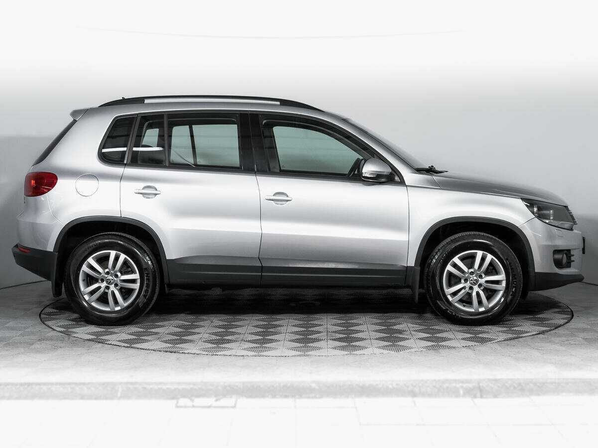 Volkswagen Tiguan б/у, 2014, Роботизированная. Фото: #3
