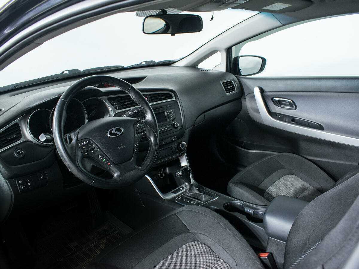 Kia Ceed б/у, 2015, Автоматическая. Фото: #8