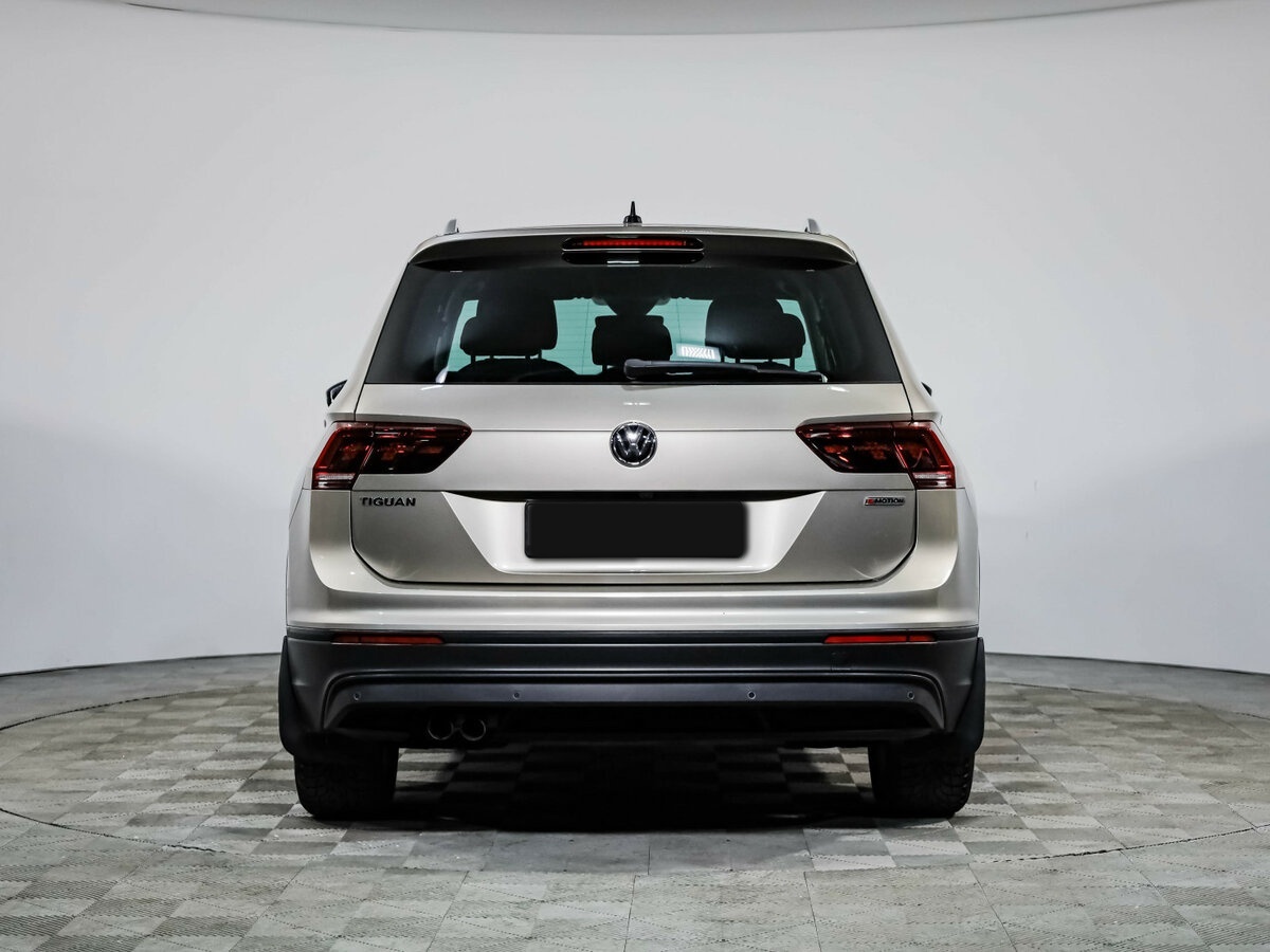 Volkswagen Tiguan б/у, 2020, Роботизированная. Фото: #5