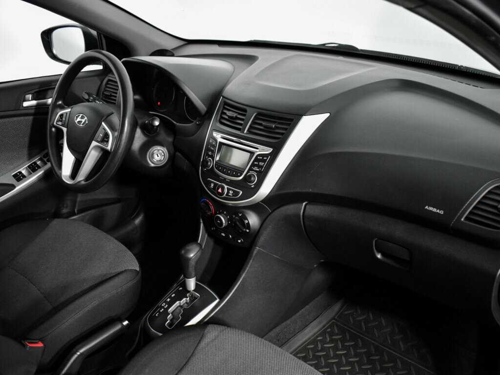 Hyundai Solaris б/у, 2014, Автоматическая. Фото: #10