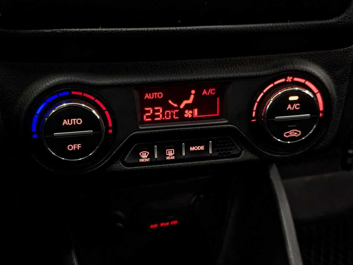 Kia Rio б/у, 2014, Автоматическая. Фото: #20