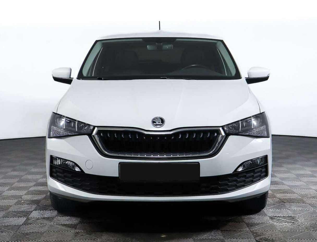 Skoda Rapid б/у, 2020, Автоматическая. Фото: #1