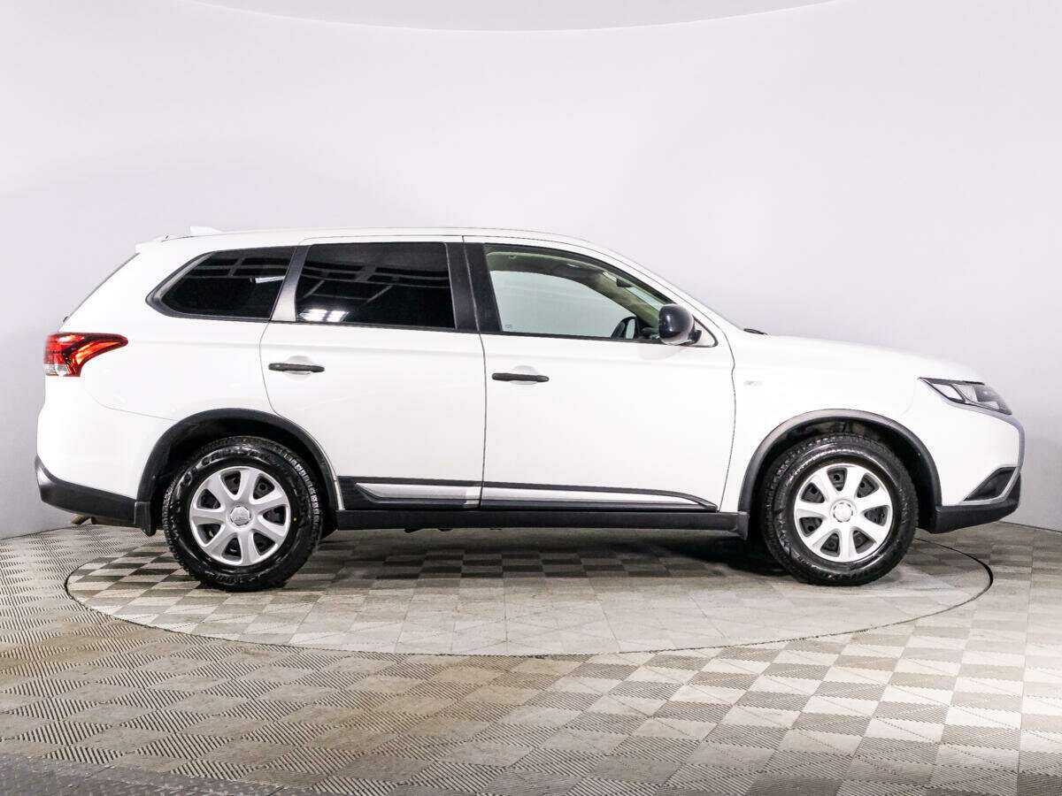 Mitsubishi Outlander б/у, 2019, Вариатор. Фото: #3