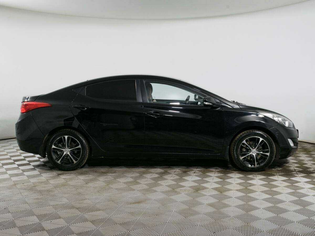 Hyundai Elantra б/у, 2012, Автоматическая. Фото: #3
