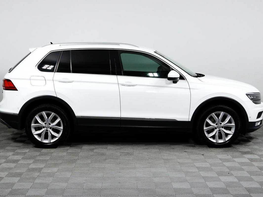 Volkswagen Tiguan б/у, 2017, Роботизированная. Фото: #3