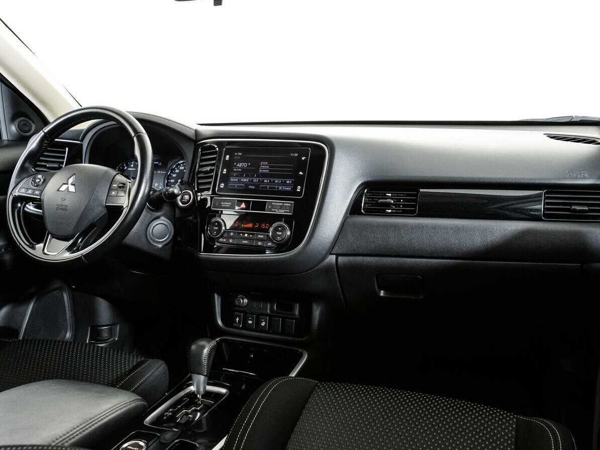 Mitsubishi Outlander б/у, 2019, Вариатор. Фото: #6