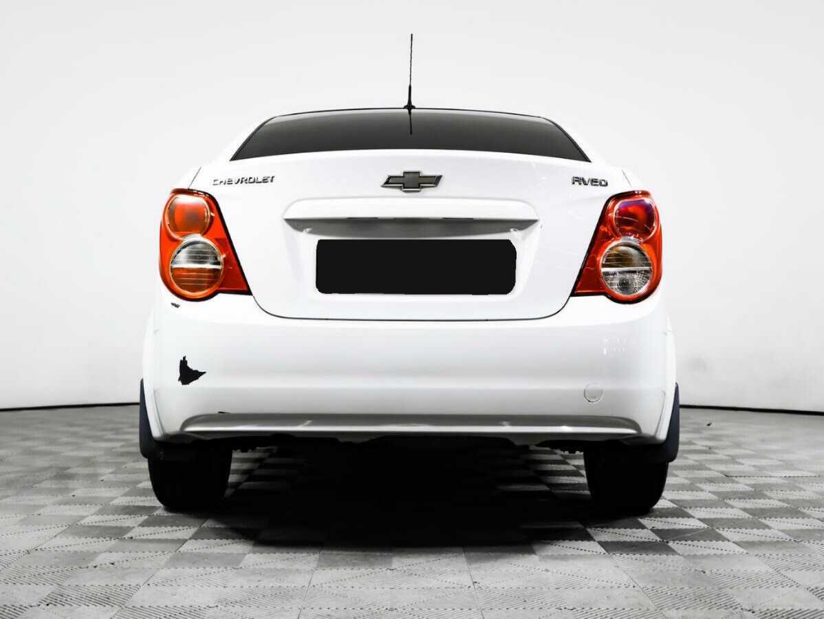 Chevrolet Aveo б/у, 2014, Механическая. Фото: #5