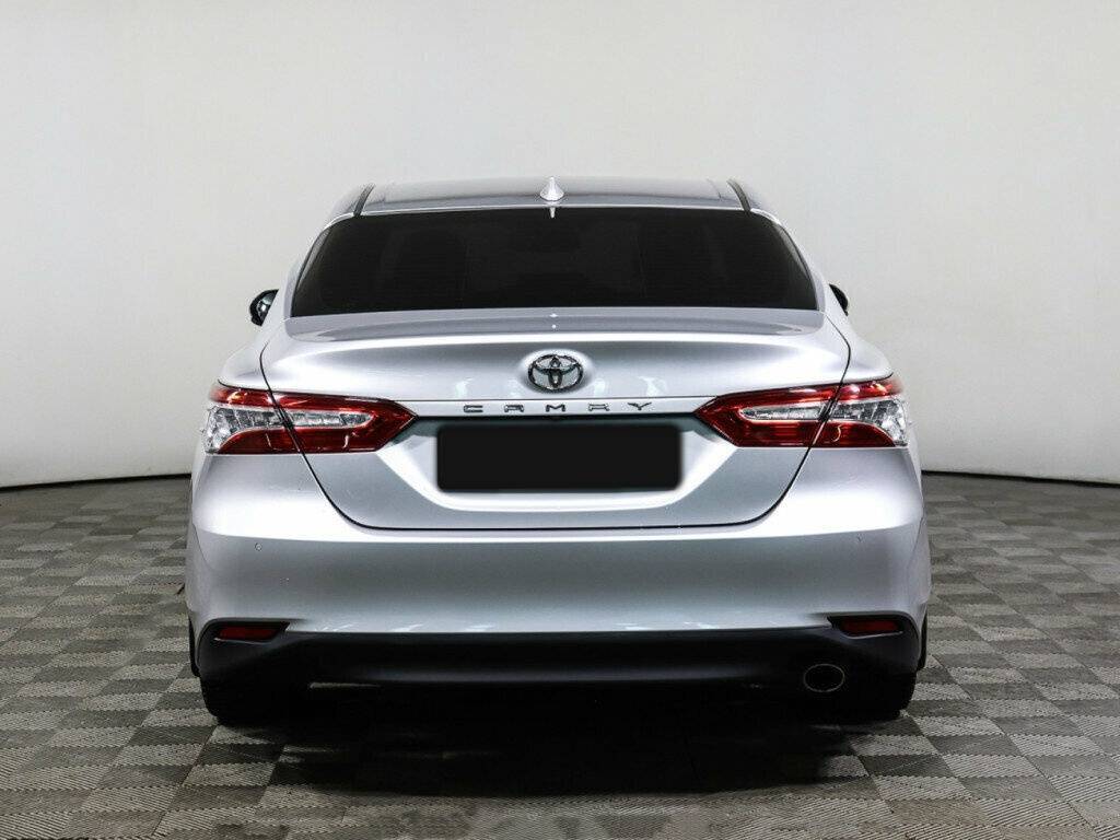 Toyota Camry б/у, 2018, Автоматическая. Фото: #4