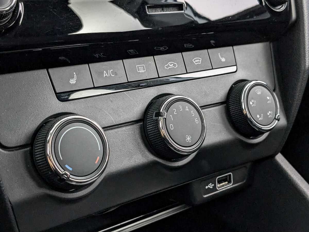 Skoda Octavia б/у, 2019, Механическая. Фото: #15