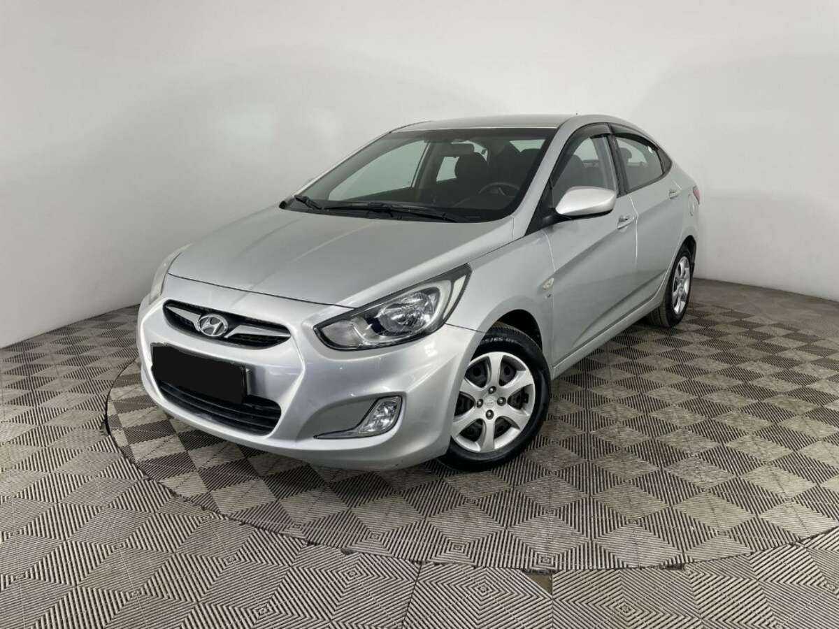Hyundai Solaris б/у, 2012, Автоматическая. Посмотреть фото