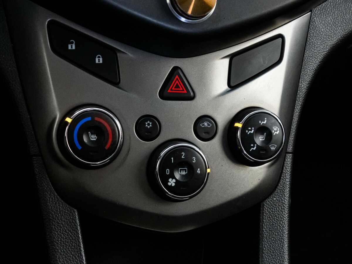 Chevrolet Aveo б/у, 2013, Автоматическая. Фото: #15
