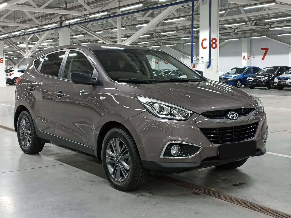Hyundai ix35 б/у, 2014, Автоматическая. Фото: #2