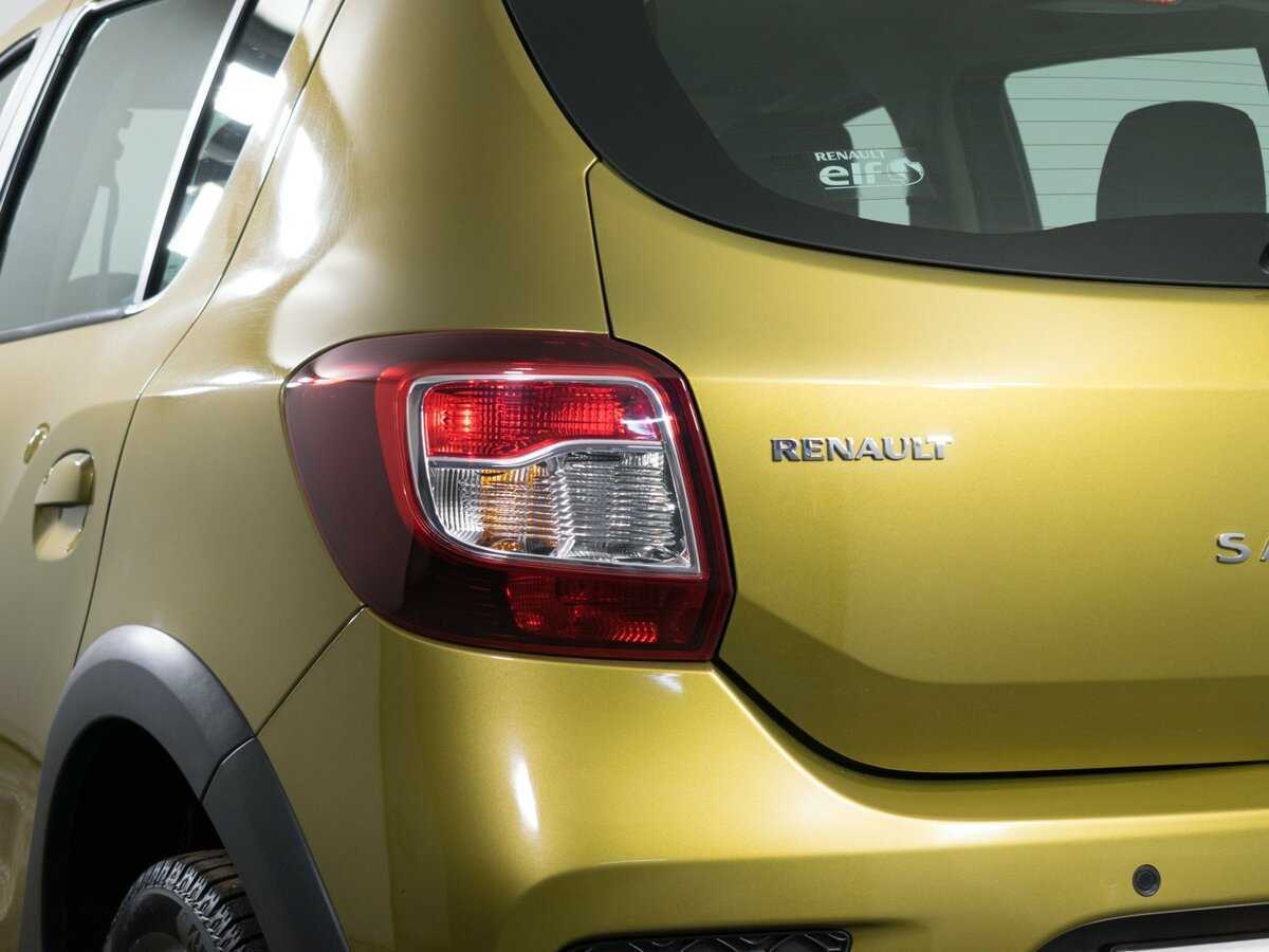 Renault Sandero б/у, 2017, Механическая. Фото: #13
