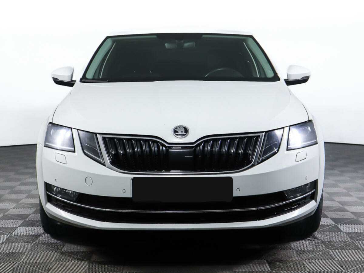 Skoda Octavia б/у, 2019, Роботизированная. Фото: #1