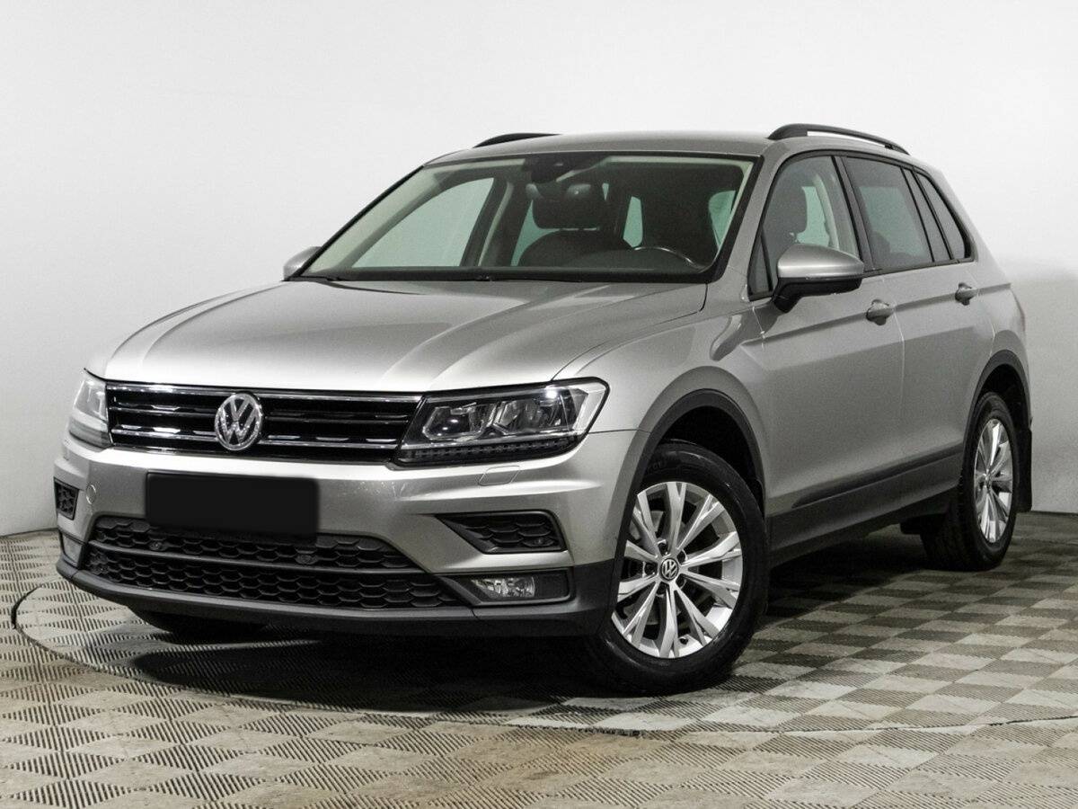 Volkswagen Tiguan б/у, 2019, Роботизированная. Посмотреть фото
