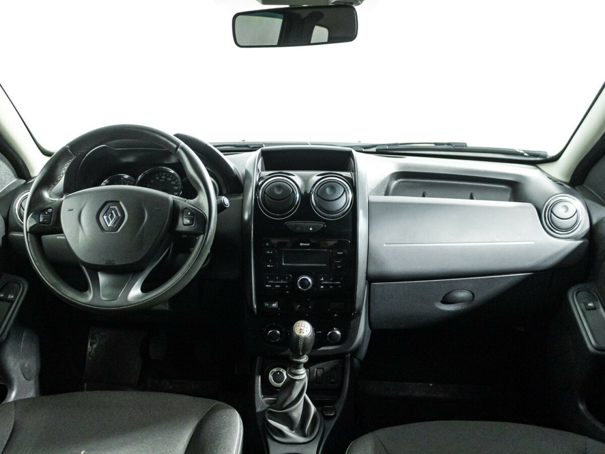 Renault Duster б/у, 2017, Механическая. Фото: #12