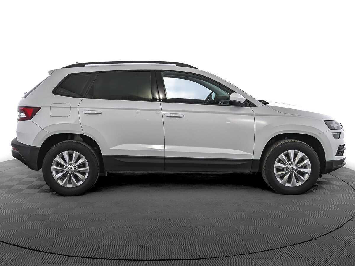 Skoda Karoq б/у, 2021, Автоматическая. Фото: #3
