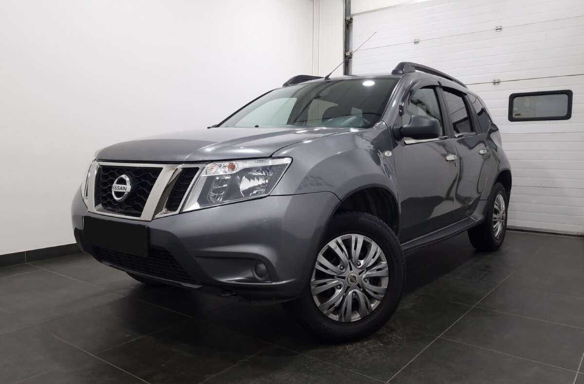 Nissan Terrano б/у, 2016, Механическая. Посмотреть фото