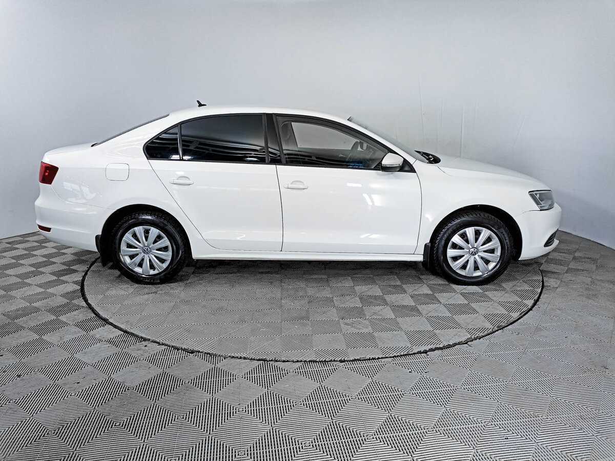 Volkswagen Jetta б/у, 2014, Механическая. Фото: #3