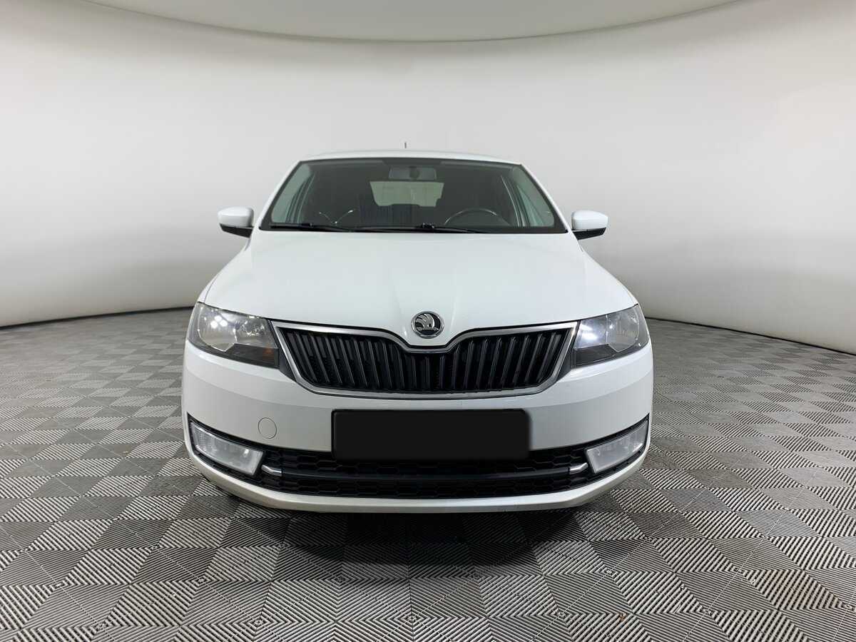 Skoda Rapid б/у, 2015, Роботизированная. Фото: #1
