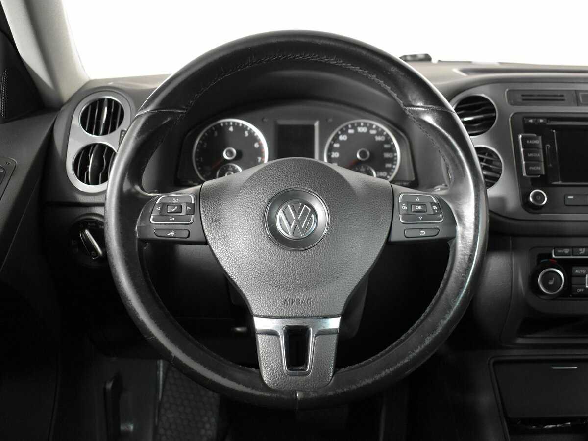 Volkswagen Tiguan б/у, 2012, Автоматическая. Фото: #12