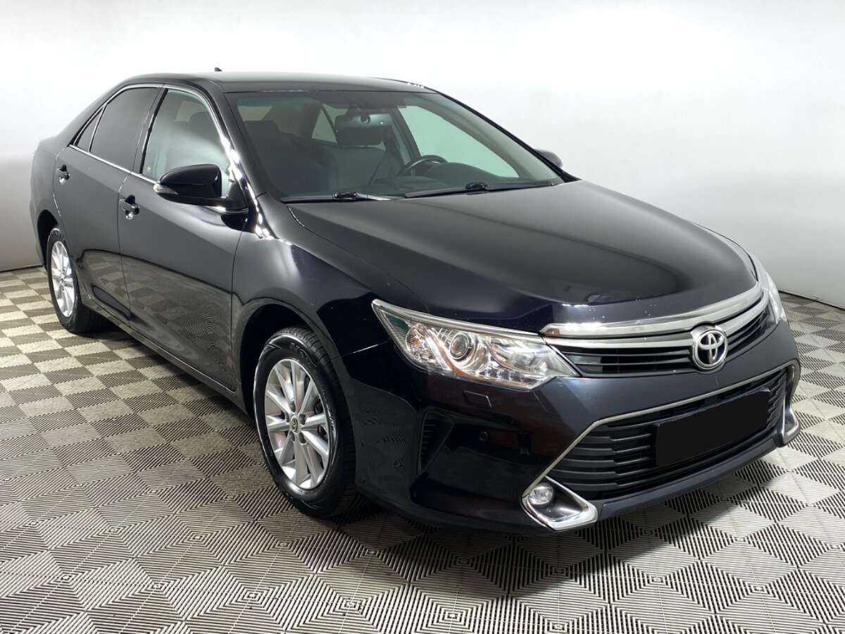 Toyota Camry б/у, 2017, Автоматическая. Фото: #1