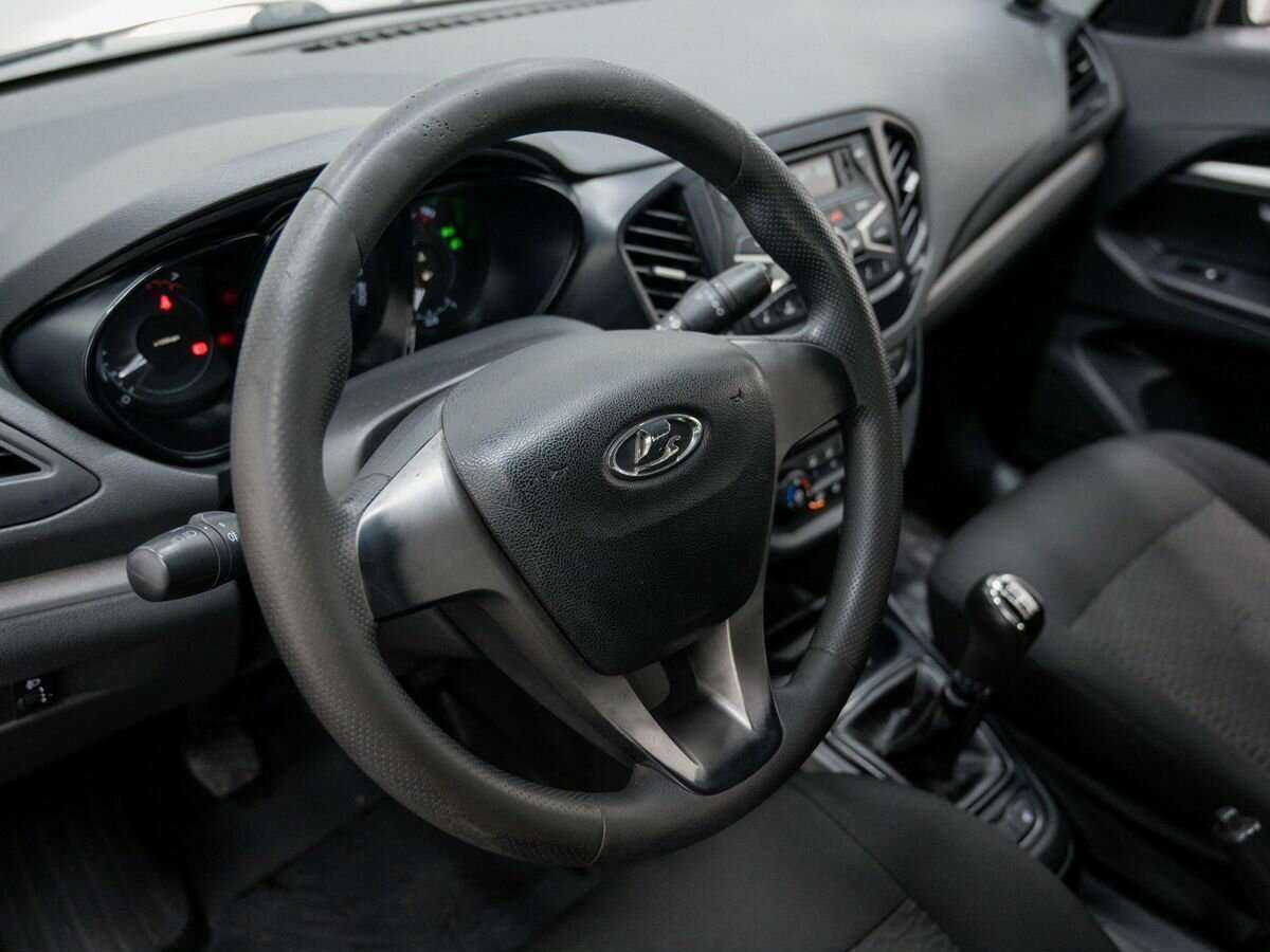 Lada (ВАЗ) Vesta б/у, 2015, Механическая. Фото: #16