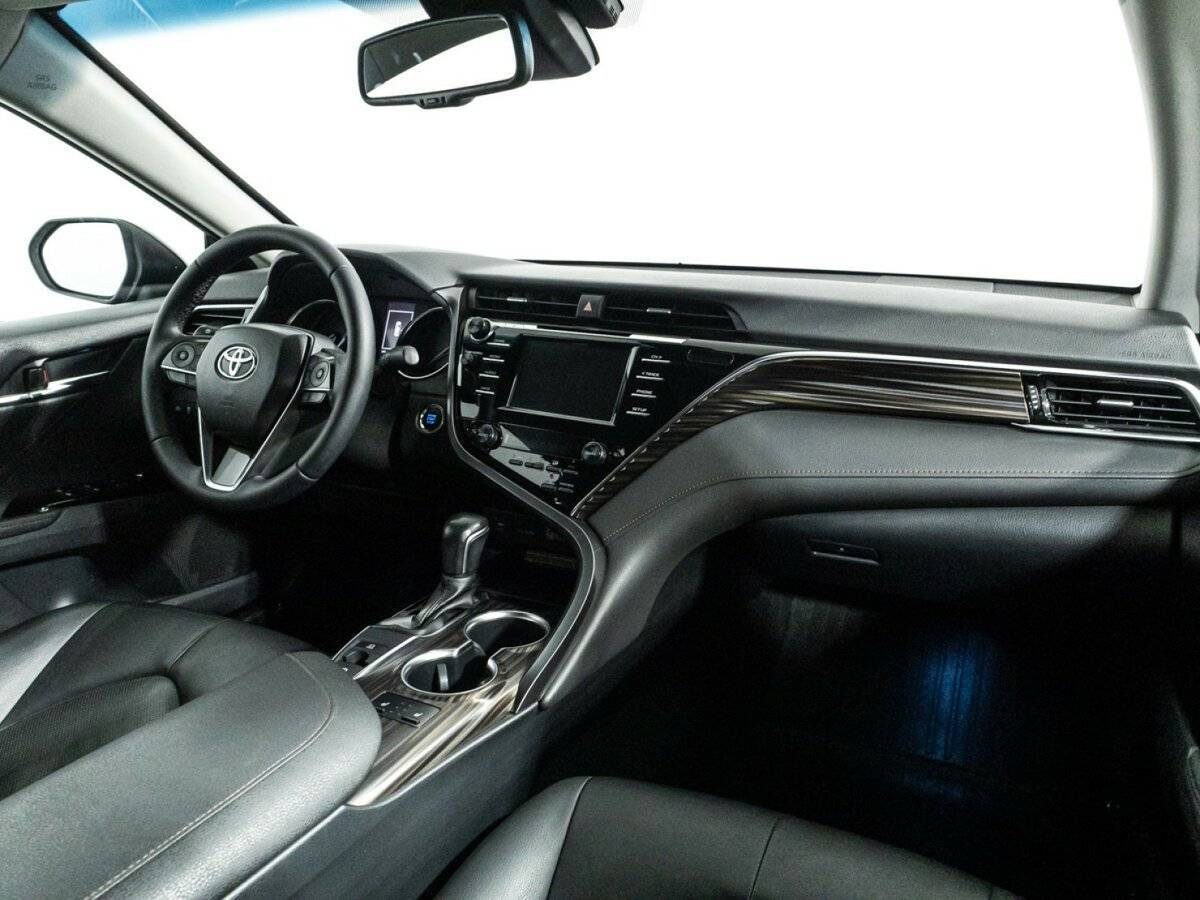 Toyota Camry б/у, 2019, Автоматическая. Фото: #8
