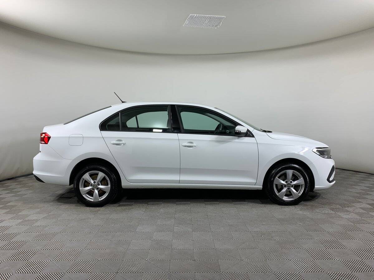 Volkswagen Polo б/у, 2021, Автоматическая. Фото: #3