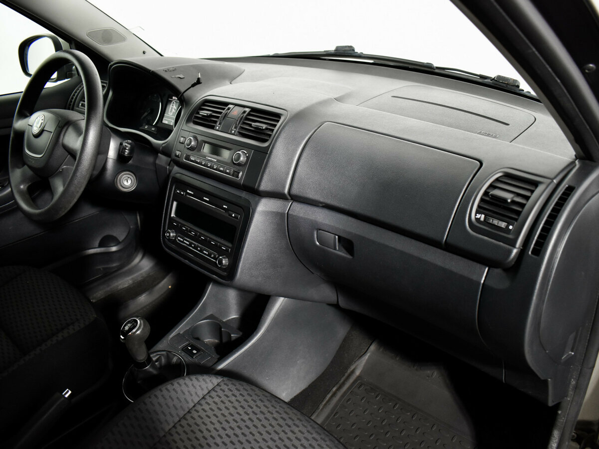 Skoda Fabia б/у, 2012, Механическая. Фото: #12
