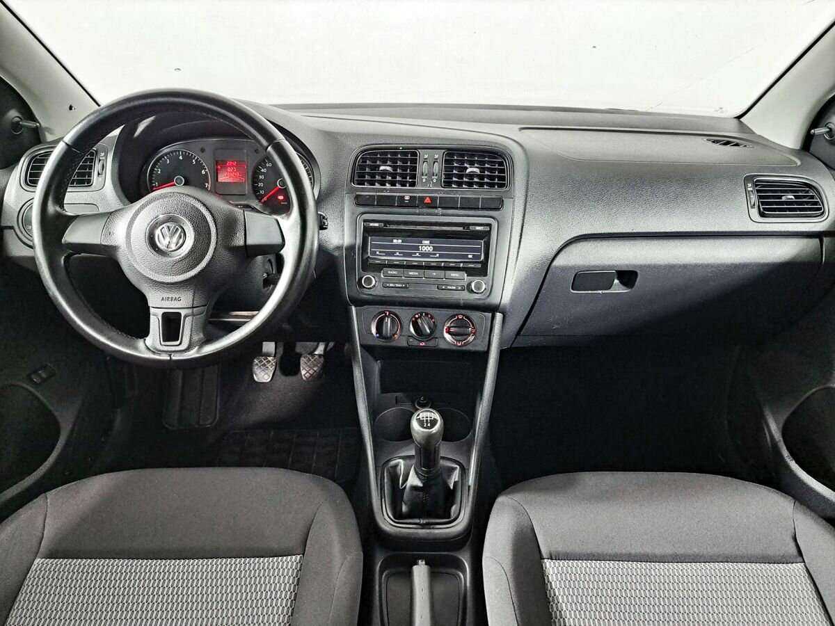 Volkswagen Polo б/у, 2012, Механическая. Фото: #13