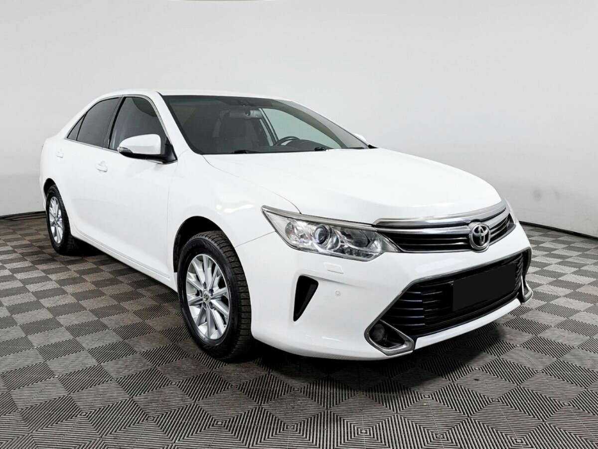 Toyota Camry б/у, 2015, Автоматическая. Фото: #2