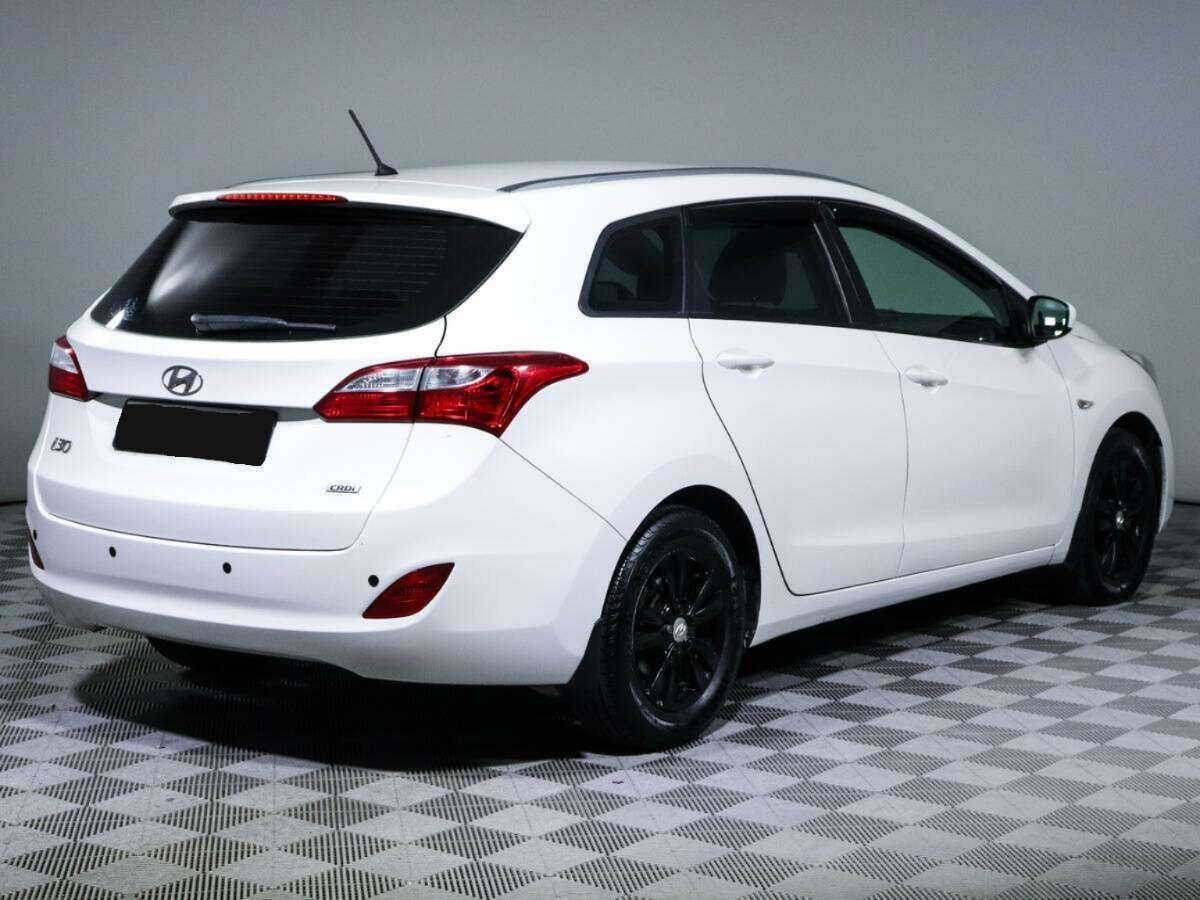 Hyundai i30 б/у, 2013, Автоматическая. Фото: #3