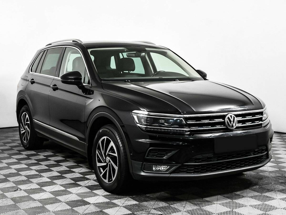 Volkswagen Tiguan б/у, 2018, Роботизированная. Фото: #2