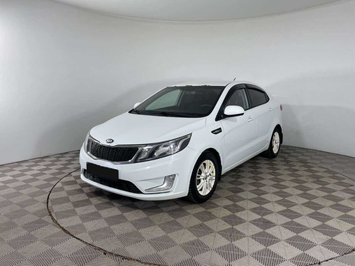 Kia Rio б/у, 2013, Механическая. Фото: #0