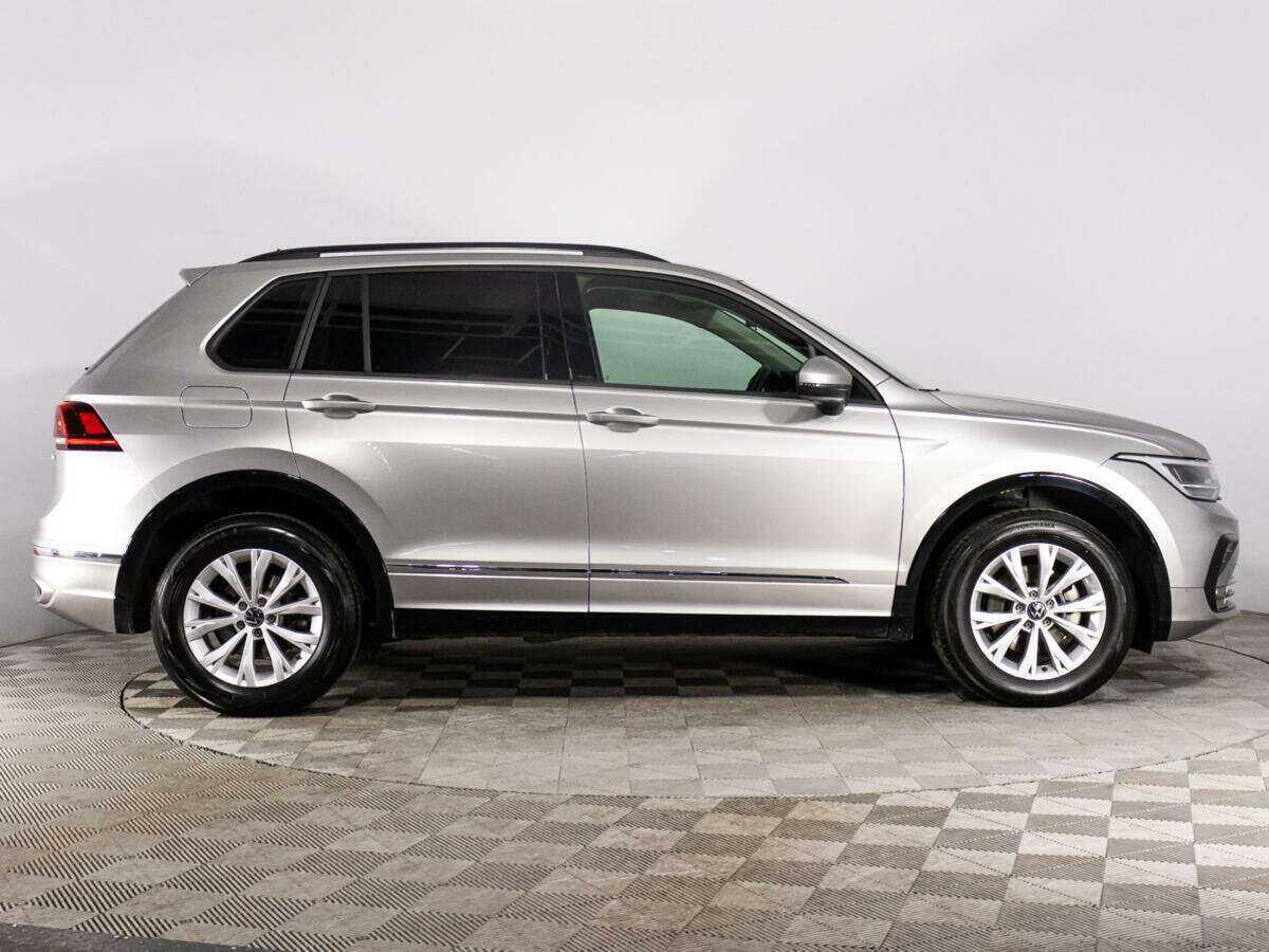 Volkswagen Tiguan б/у, 2021, Роботизированная. Фото: #3