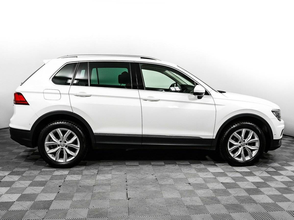 Volkswagen Tiguan б/у, 2018, Роботизированная. Фото: #3