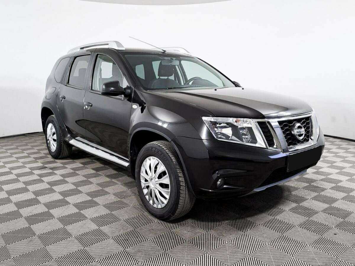 Nissan Terrano б/у, 2017, Автоматическая. Фото: #2