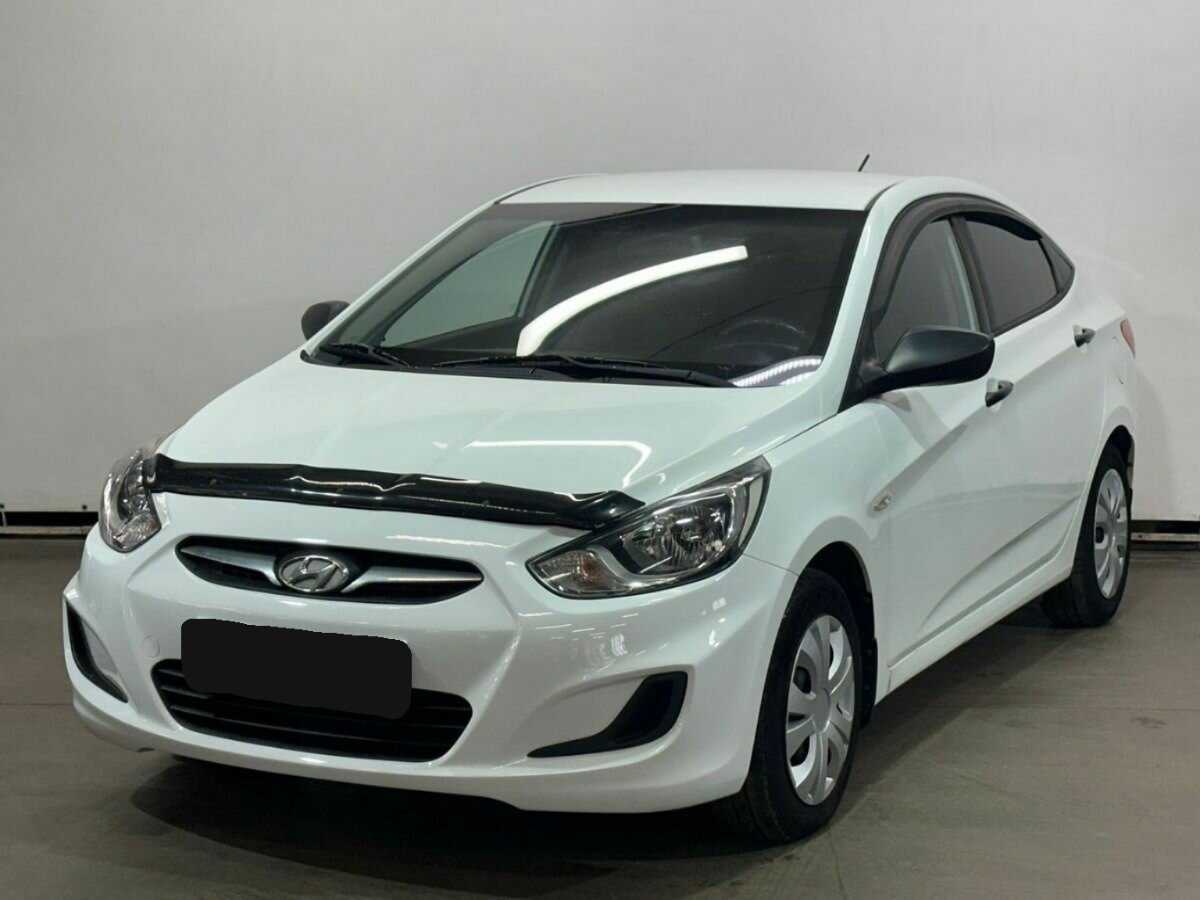 Hyundai Solaris б/у, 2014, Механическая. Посмотреть фото