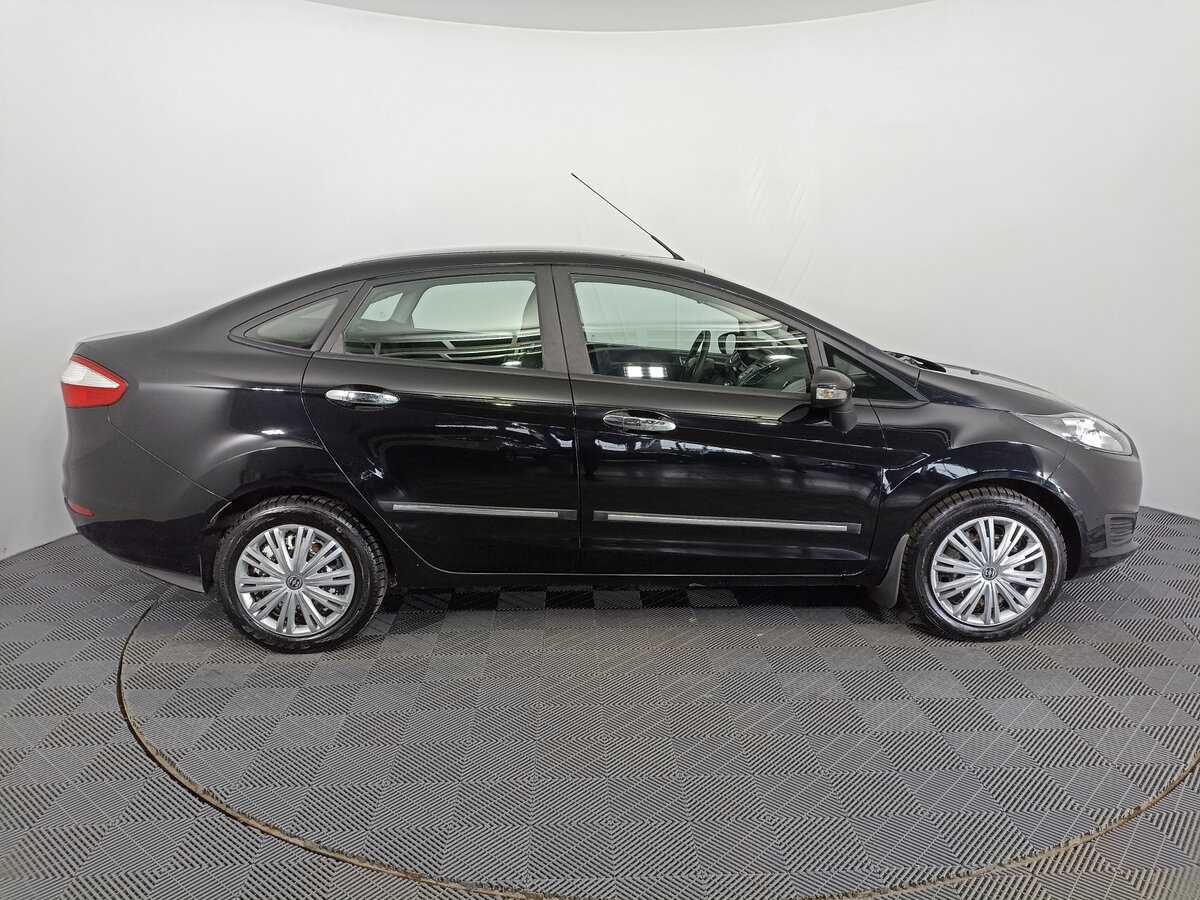 Ford Fiesta б/у, 2015, Механическая. Фото: #3