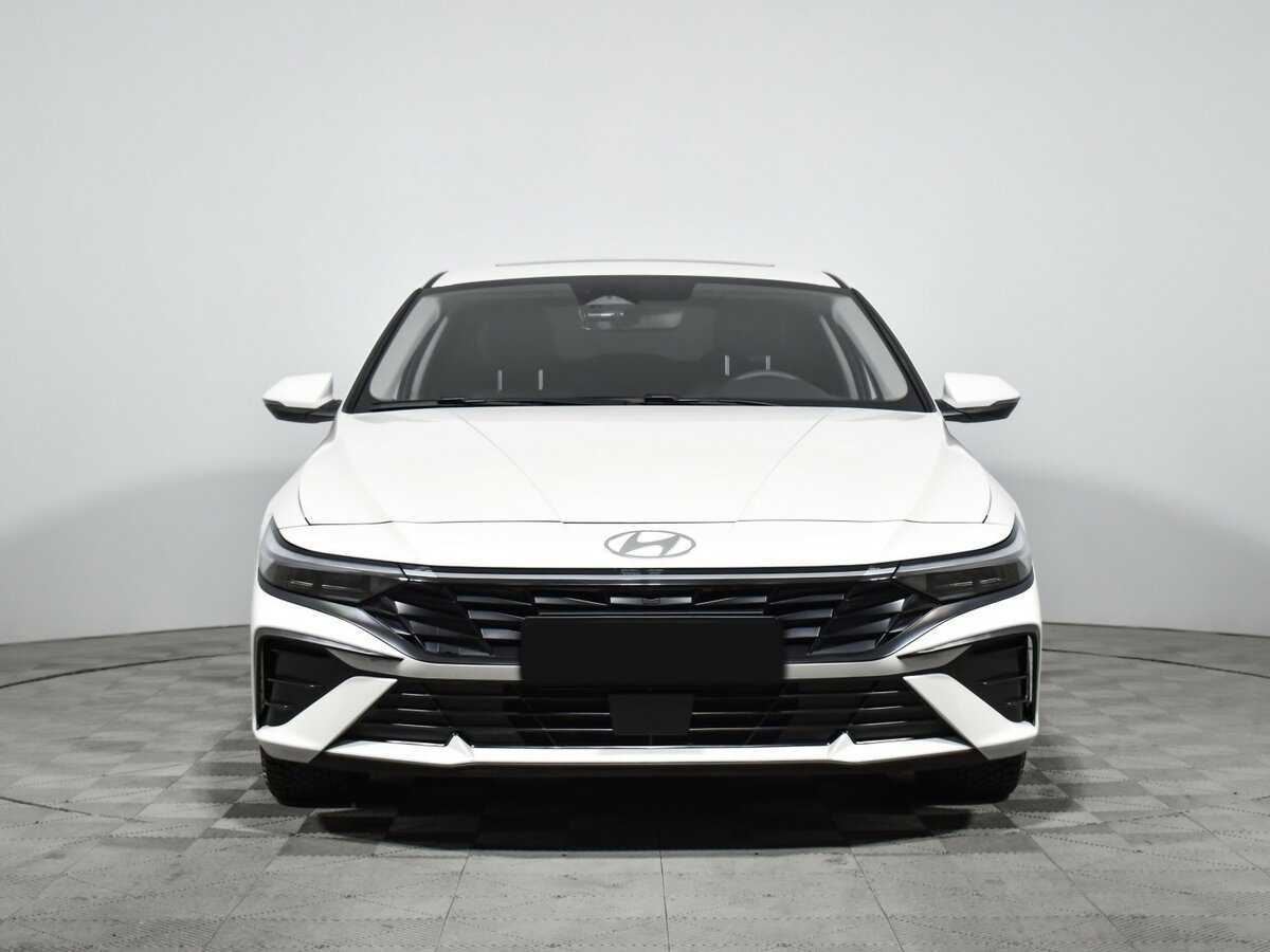 Hyundai Elantra б/у, 2023, Вариатор. Фото: #1