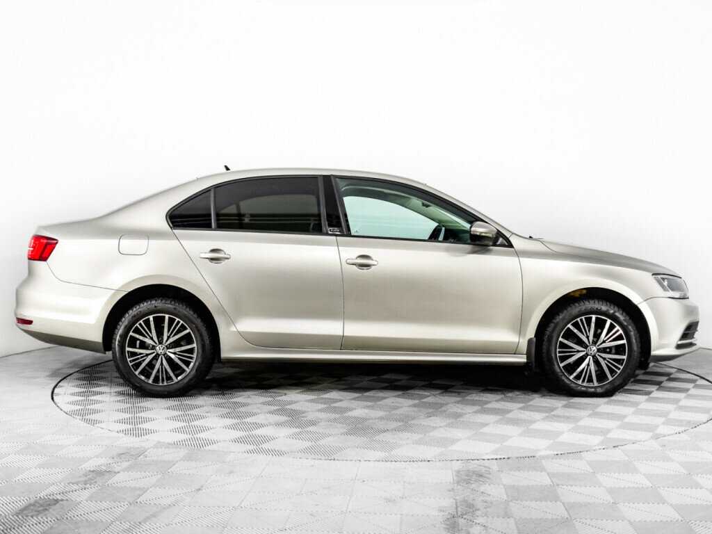 Volkswagen Jetta б/у, 2016, Роботизированная. Фото: #3