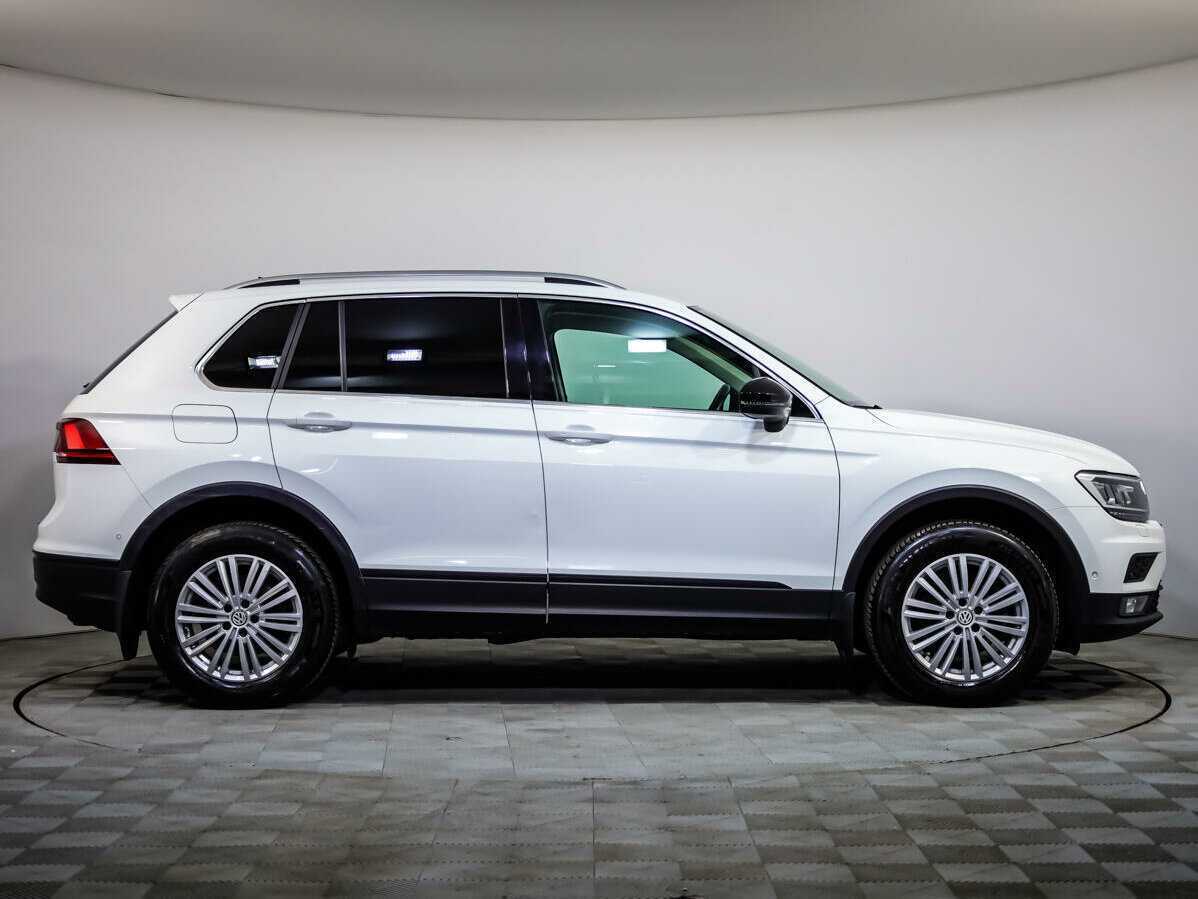 Volkswagen Tiguan б/у, 2019, Роботизированная. Фото: #2